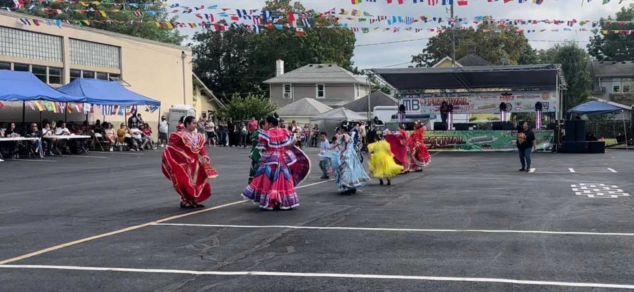 8° Festival Latino en St. Teresa Church