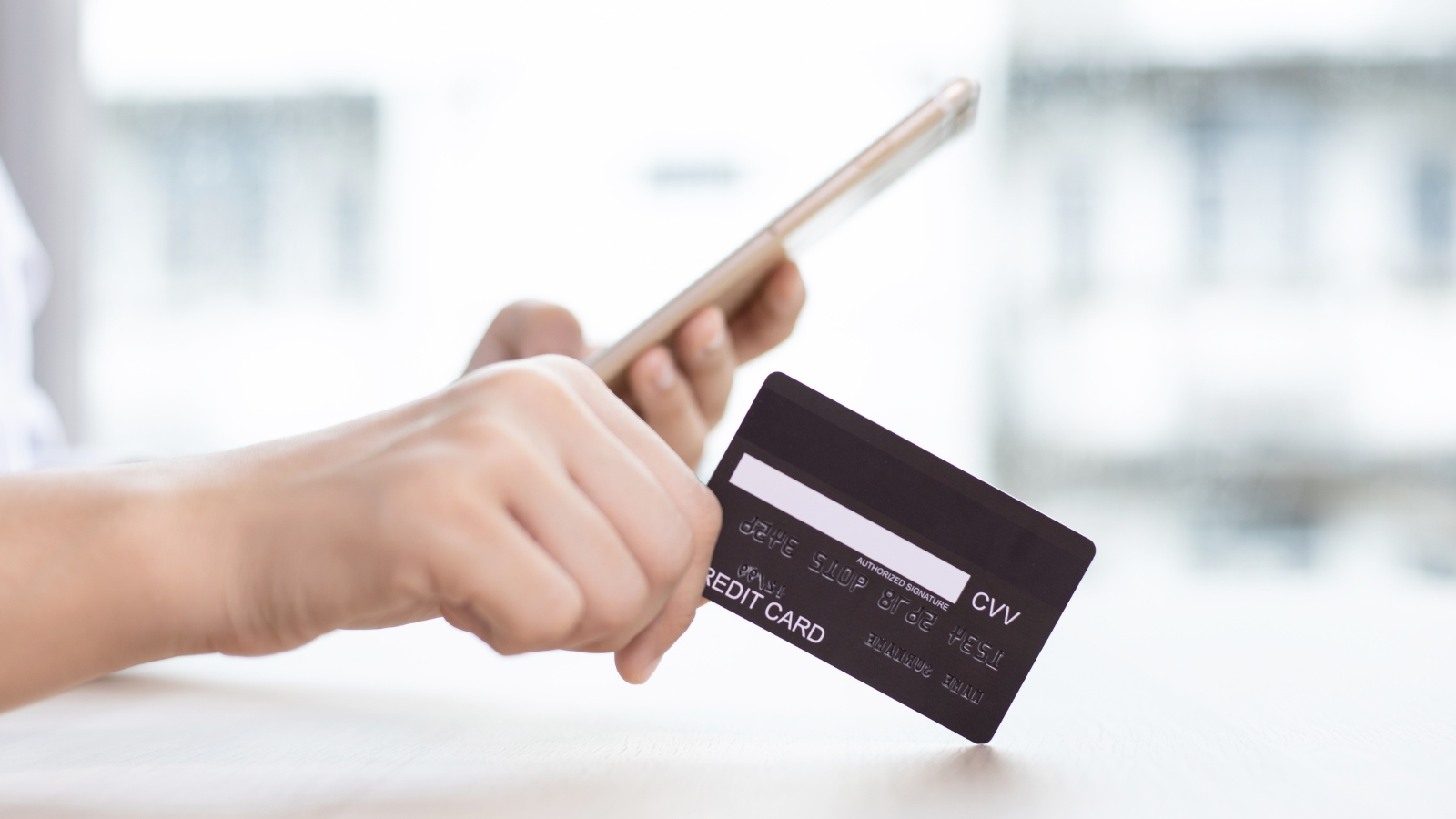 ¿Qué programas de beneficios tienen las tarjetas de crédito en USA?